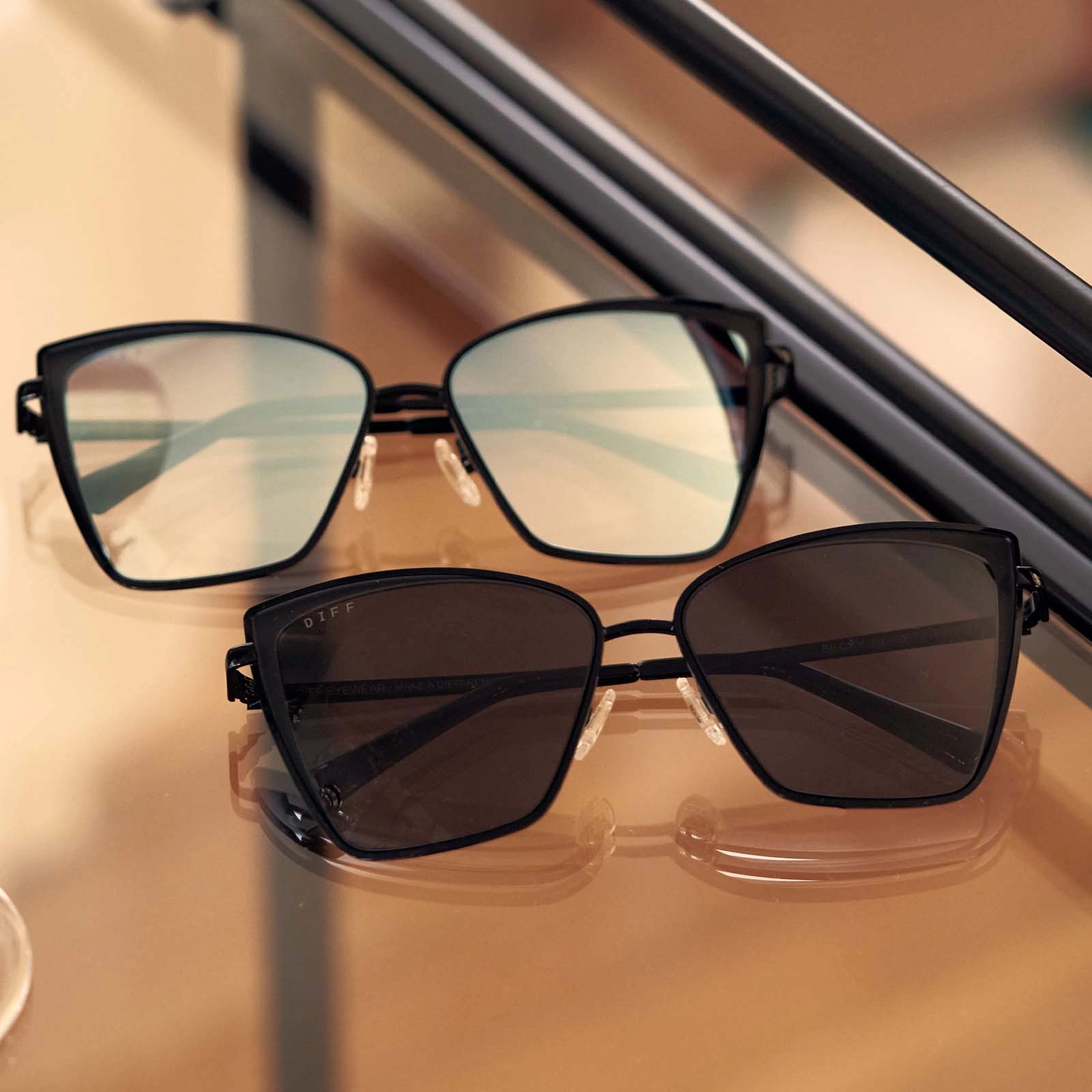 BECKY - BLACK   FLASH GREY GRADIENT SUNGLASSES