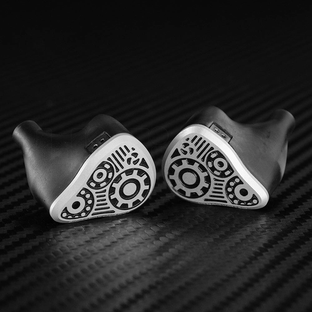 Binary Dynaquattro 4 Dynamic Driver IEMs
