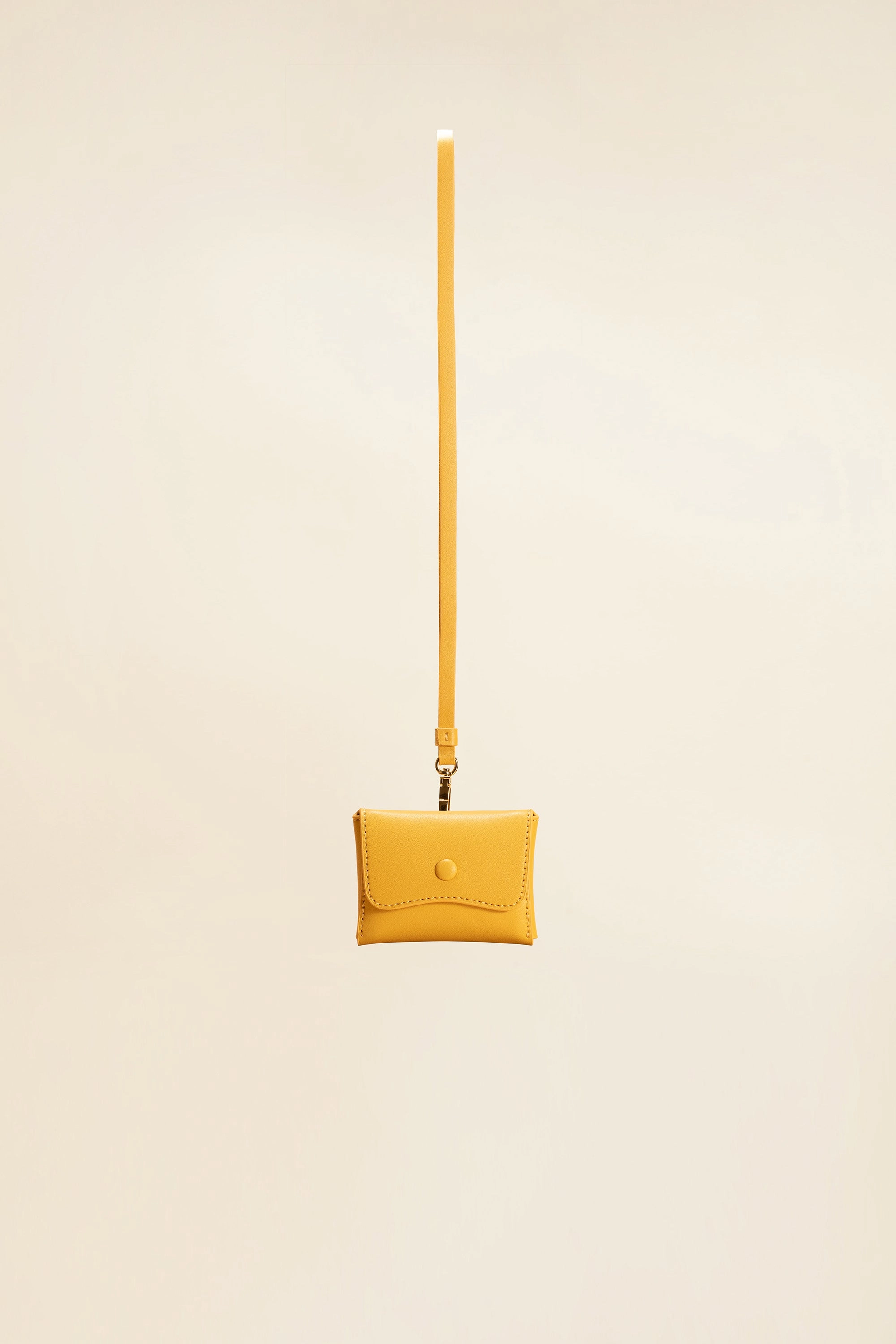 Brisa Card Holder