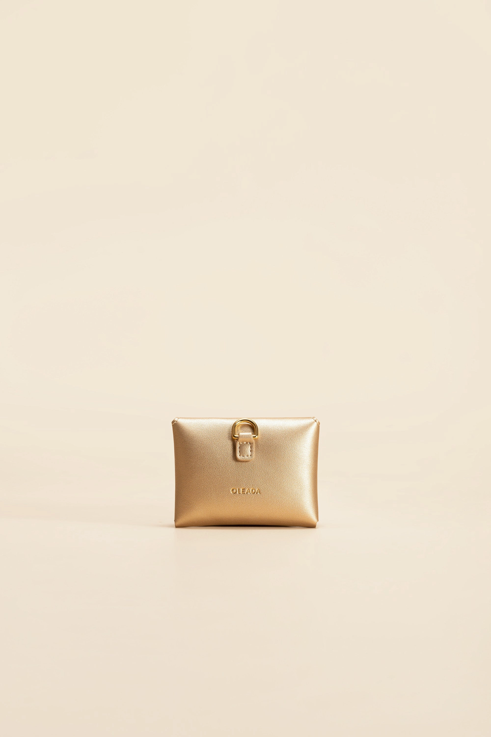 Brisa Card Holder