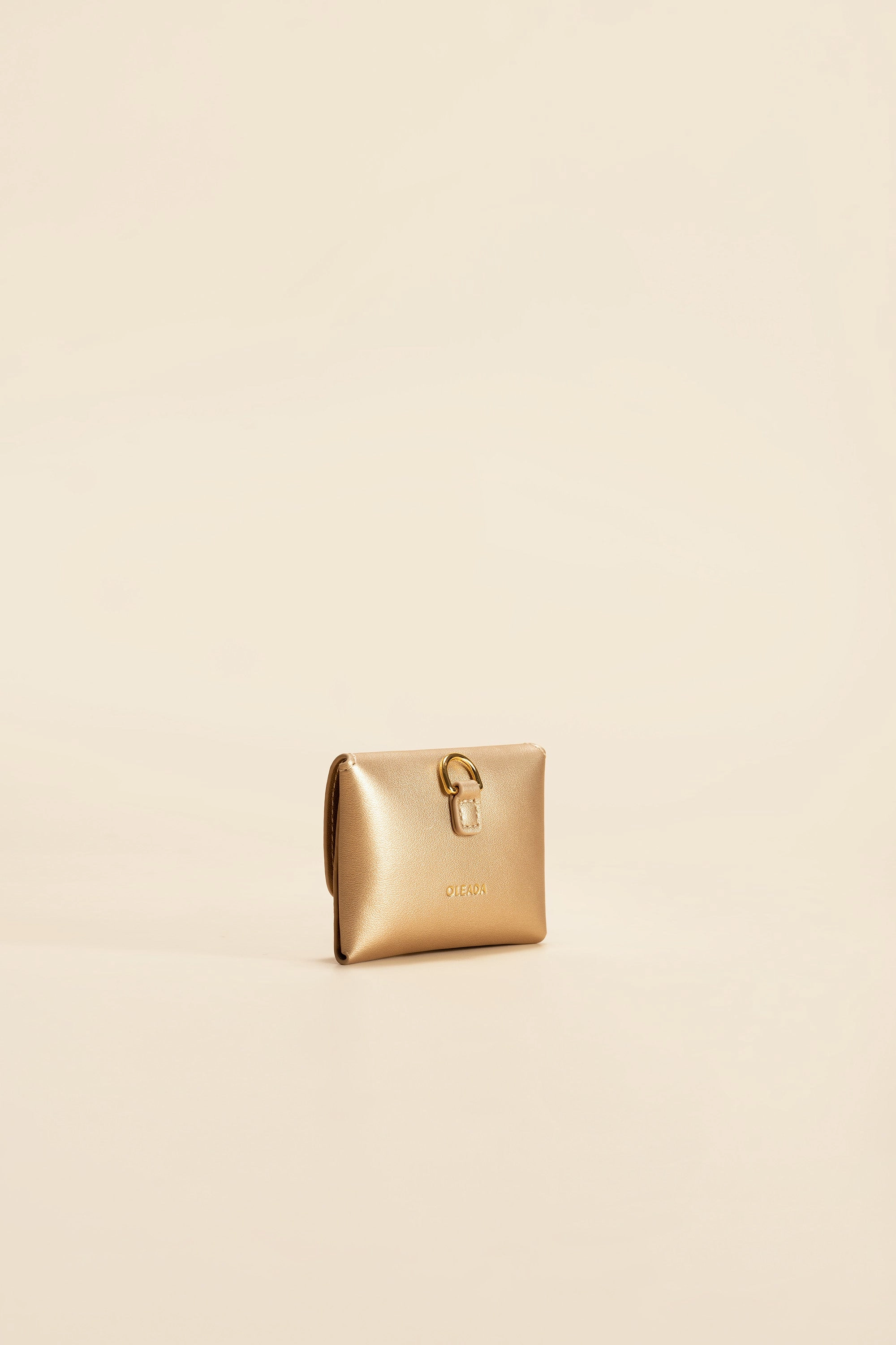 Brisa Card Holder