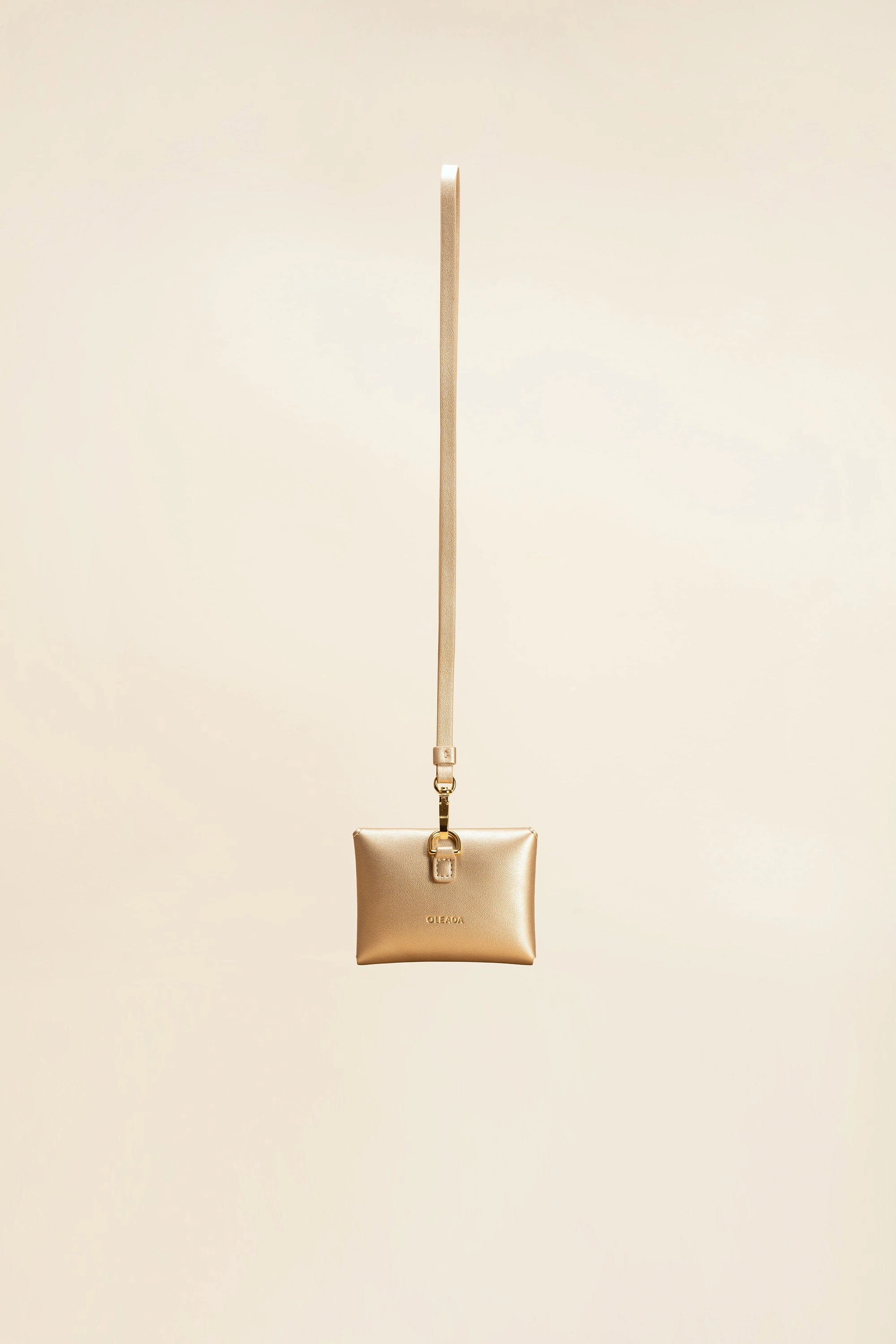 Brisa Card Holder