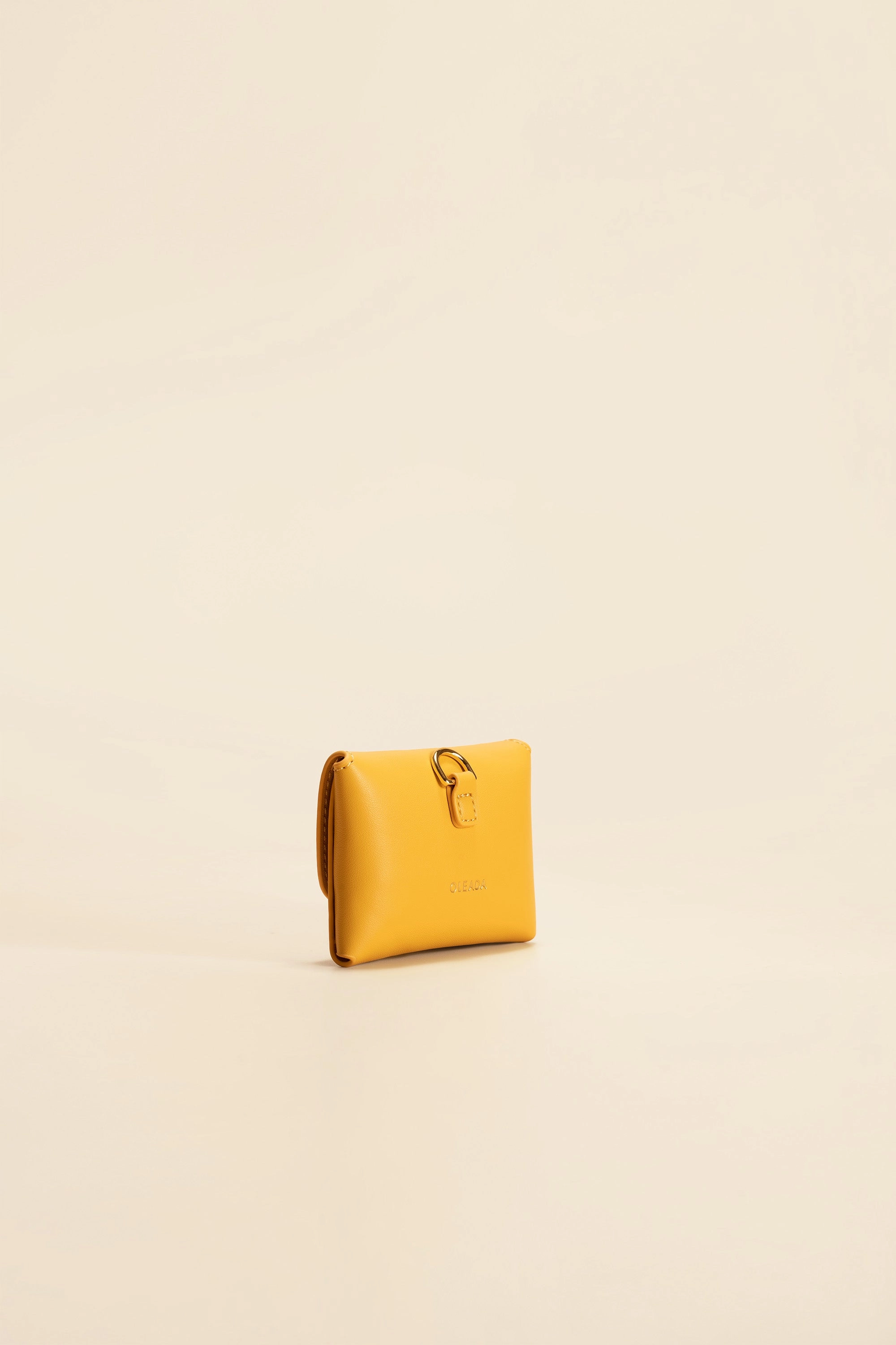 Brisa Card Holder