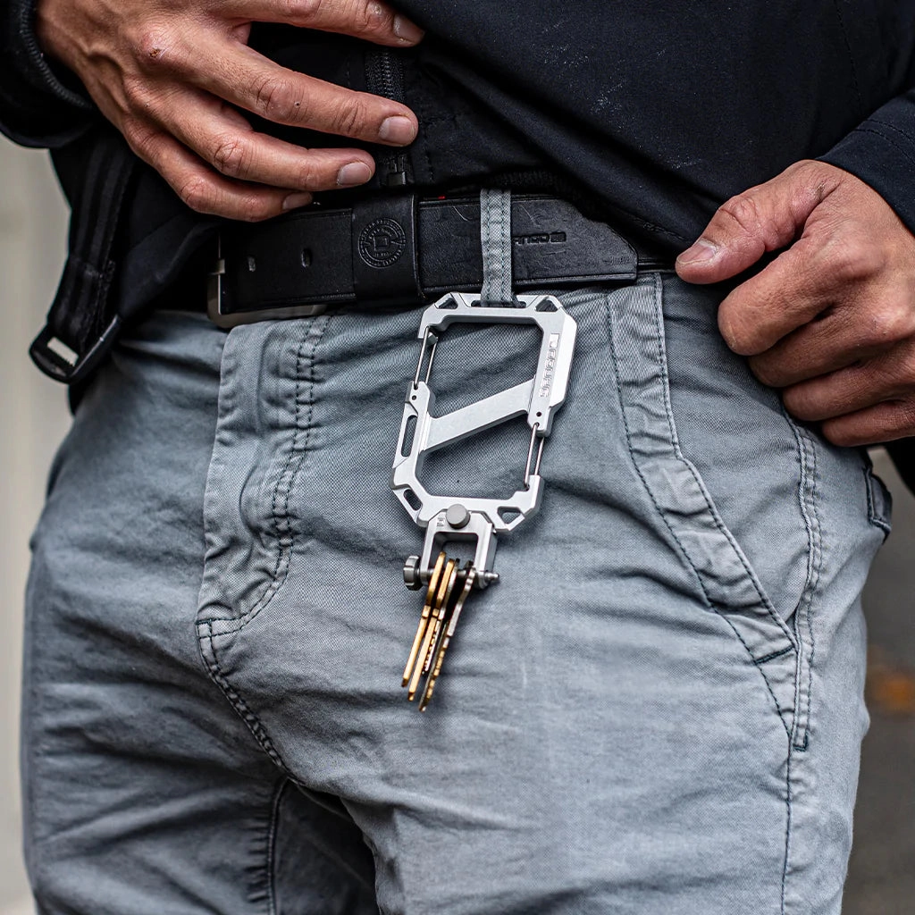 Carabiner XL & Shackle