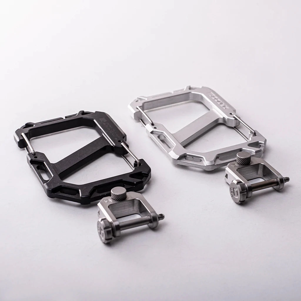 Carabiner XL & Shackle