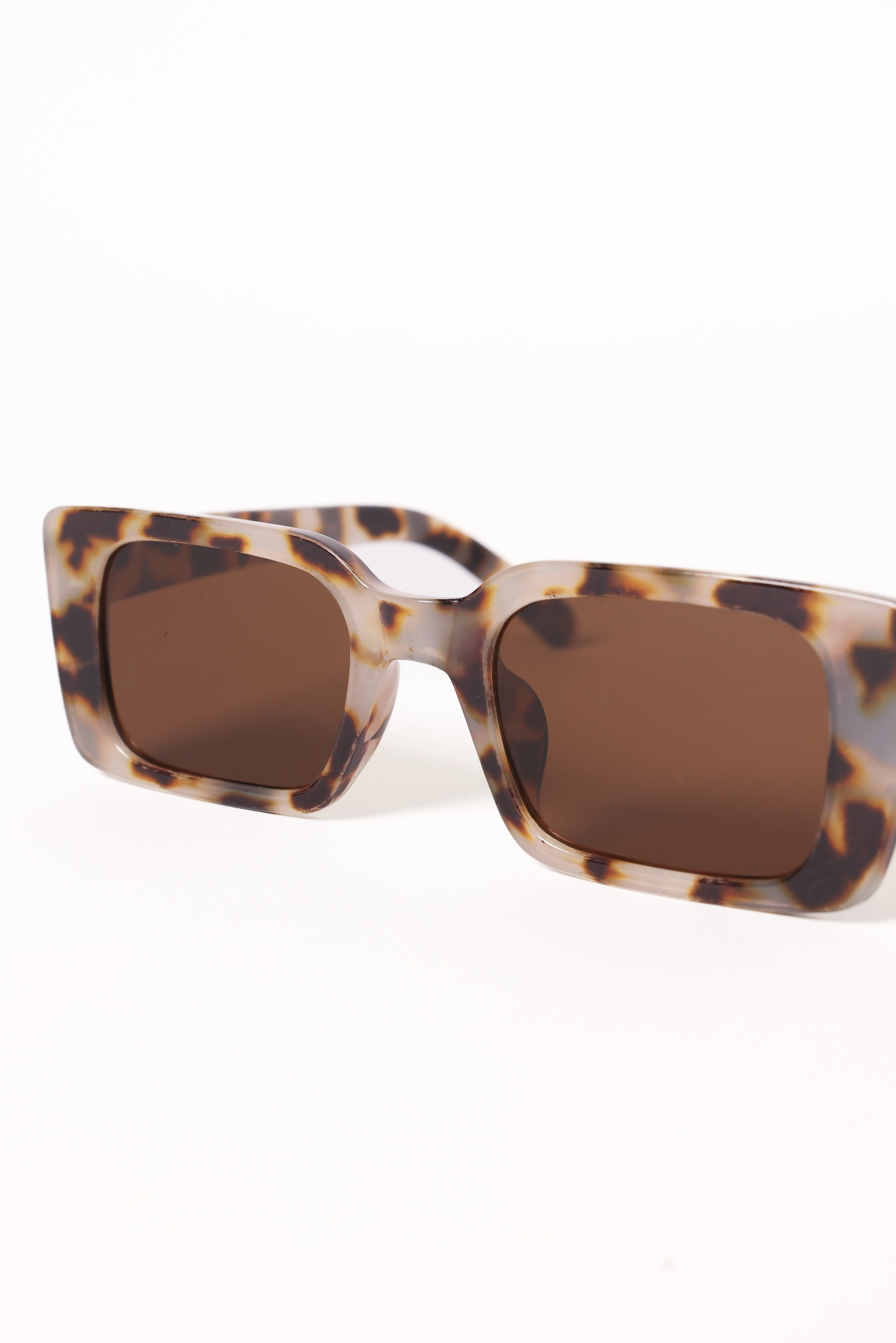 Kiran Sunglasses - Tort